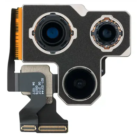 iPhone 13 Pro / 13 Pro Max – Back Camera